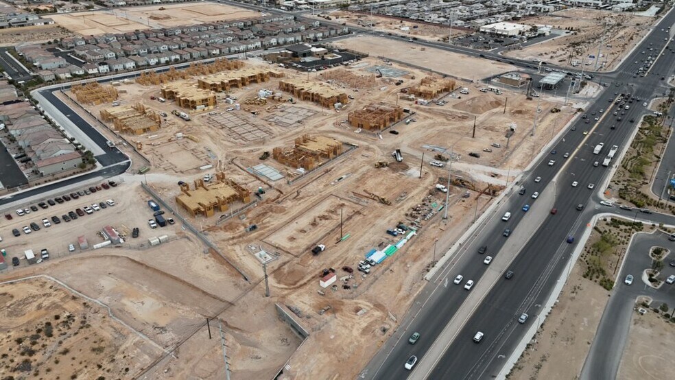 More Photos Of Rainbow & Blue Diamond, Las Vegas Unknown For Lease