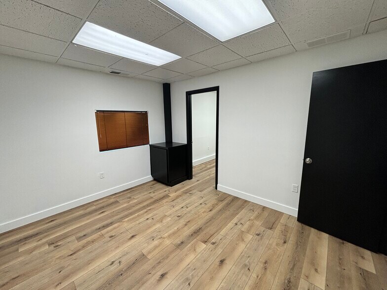 More Photos Of 2185 Liberty St NE, Salem Medical For Lease