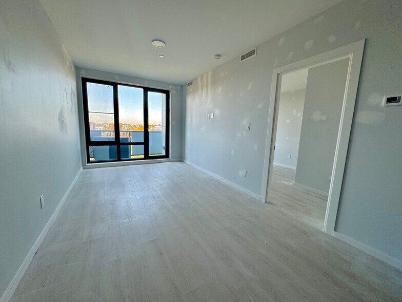 More Photos Of 571 Ocean Pky, Brooklyn Apartments For Sale