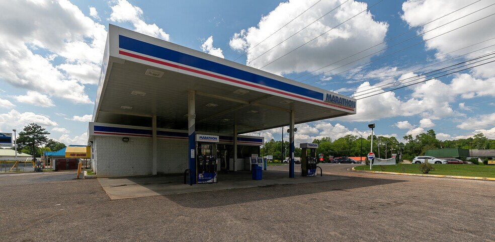 More Photos Of 3301 W Main St, Dothan Service Station For Sale