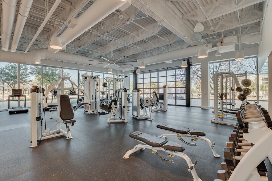 More Photos Of 6105 Tennyson Pky, Plano Unknown For Lease