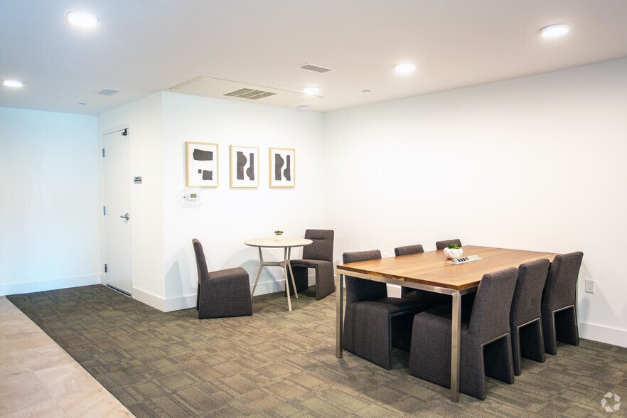 More Photos Of 12035 Wilshire Blvd, Los Angeles Apartments For Sale