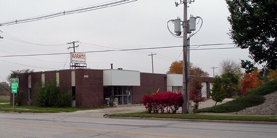 Primary Photo Of 2112 N Market St, Champaign Freestanding For Sale
