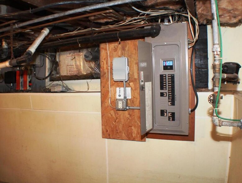 More Photos Of 129 Main, Coopersburg Office Residential For Sale