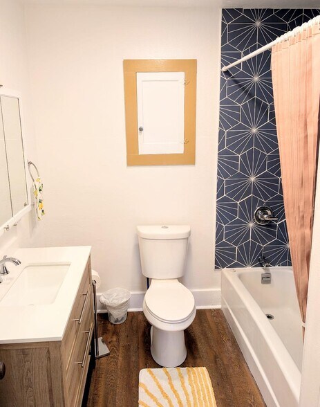 More Photos Of 520 N State St, Hagerman Specialty For Sale