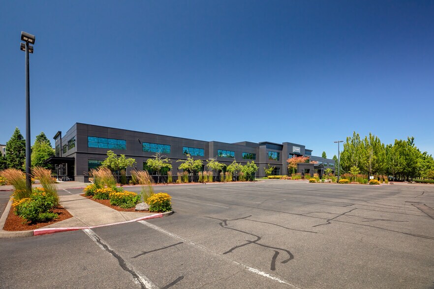 More Photos Of 1195 NW Compton Dr, Beaverton Office For Sale