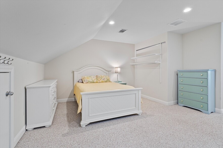 More Photos Of 1092 FM 3000, Elgin Specialty For Sale