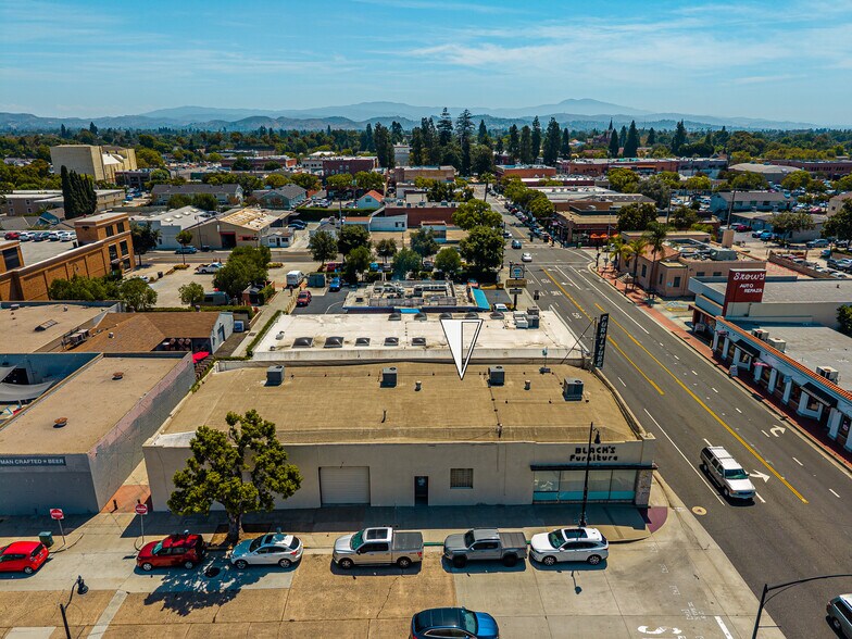 More Photos Of 321 W Chapman Ave, Orange Office For Lease