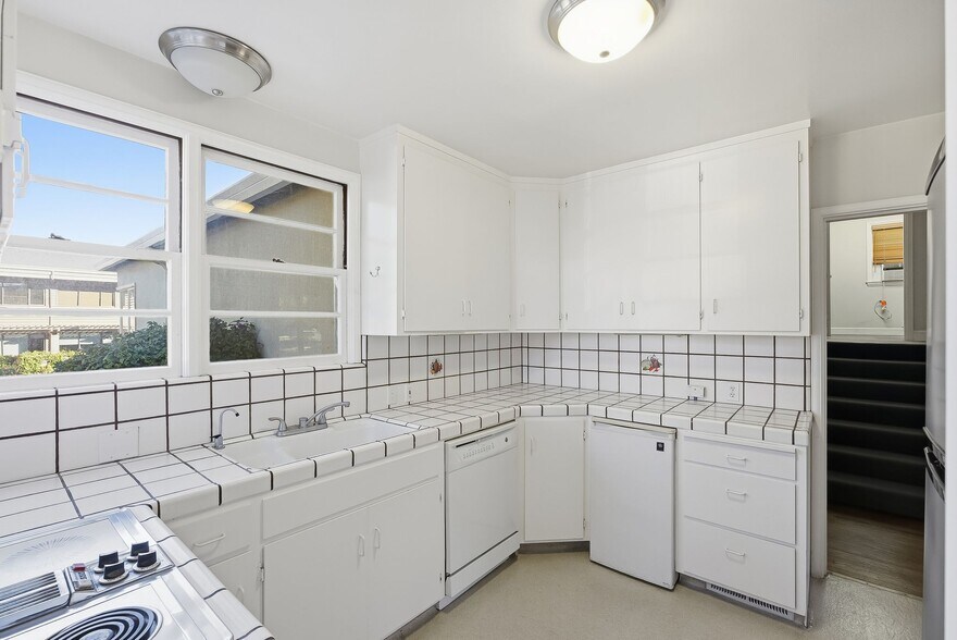 More Photos Of 29 Hawthorne Ave, Los Altos Office For Lease