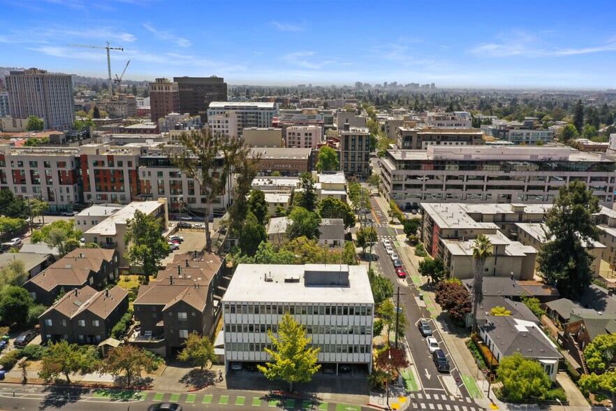 More Photos Of 2000 Hearst Ave, Berkeley Office For Sale