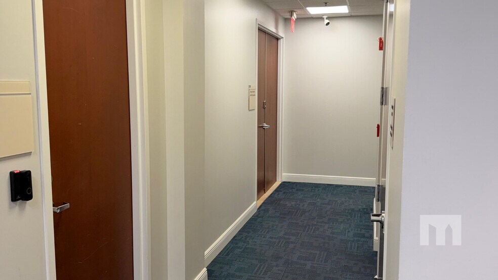 More Photos Of 14201 W Sunrise Blvd, Sunrise Office For Lease