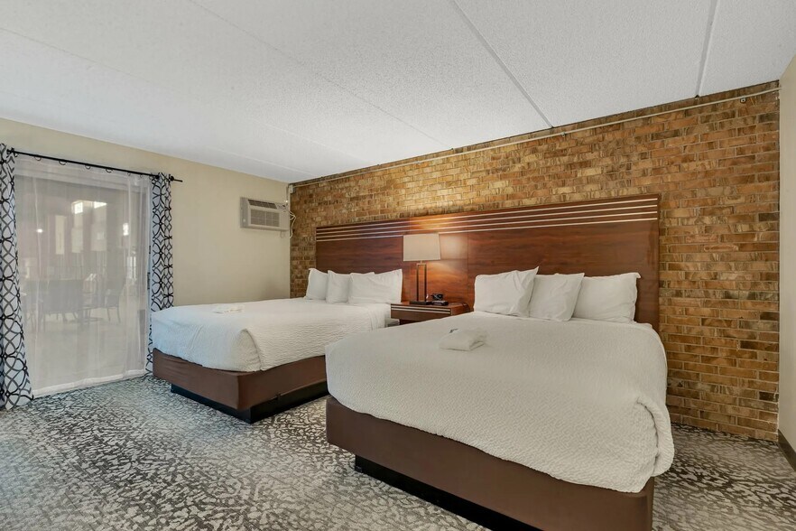 More Photos Of 200 E State 28 Hwy, Morris Hospitality For Sale
