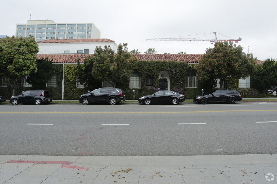 More Photos Of 625 Arizona Ave, Santa Monica Office For Lease