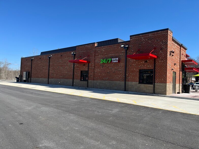 More Photos Of 4481 State Route 43, Kent Service Station For Sale