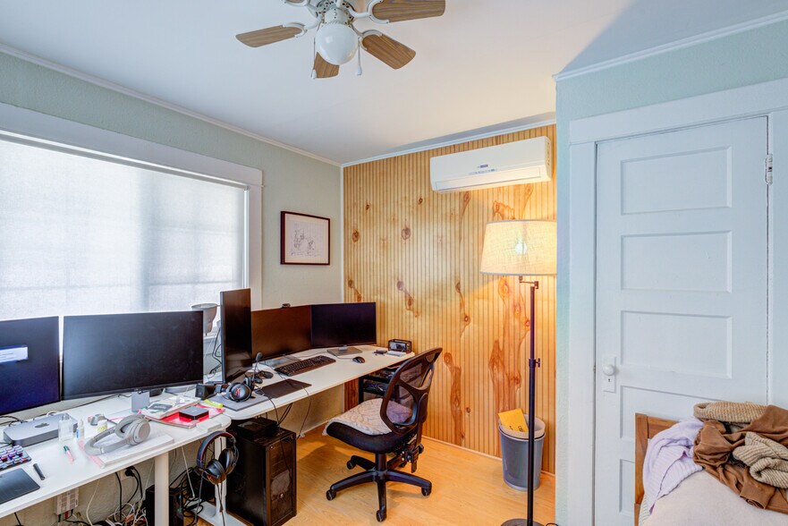 More Photos Of 921 Manzanita St, Los Angeles Apartments For Sale