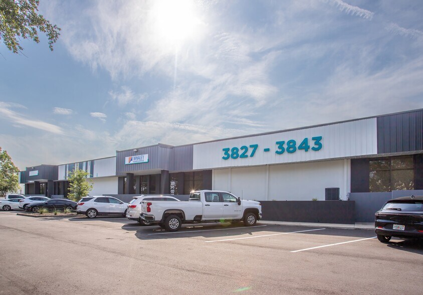 More Photos Of 3827-3843 St Valentines Way, Orlando Unknown For Lease