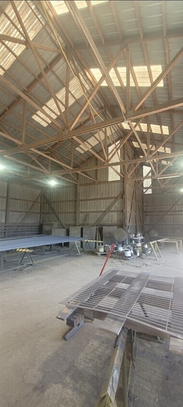 More Photos Of 1174 SE Mcdonald Dr, Atlanta Warehouse For Sale