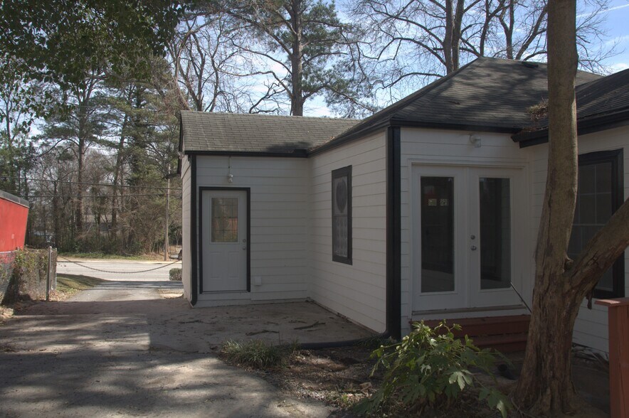 More Photos Of 4118 Clairmont Rd, Chamblee Medical For Sale