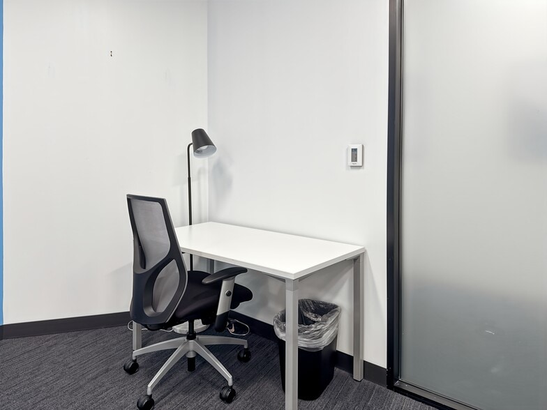 More Photos Of 201 St. Charles Ave, New Orleans Coworking Space