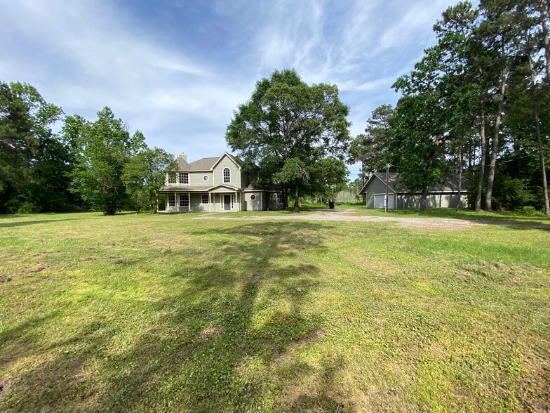 More Photos Of 33210 Magnolia Cir, Magnolia Office For Sale