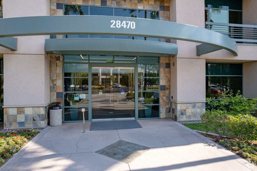 More Photos Of 28470 Avenue Stanford, Santa Clarita Office For Lease