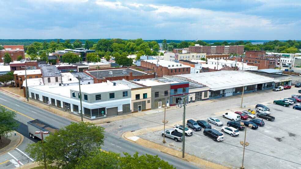 More Photos Of 207 Poythress Street, Hopewell Storefront Retail Office For Lease
