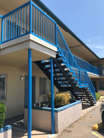 More Photos Of 1214 E Route 66 Blvd, Tucumcari Hotel For Sale