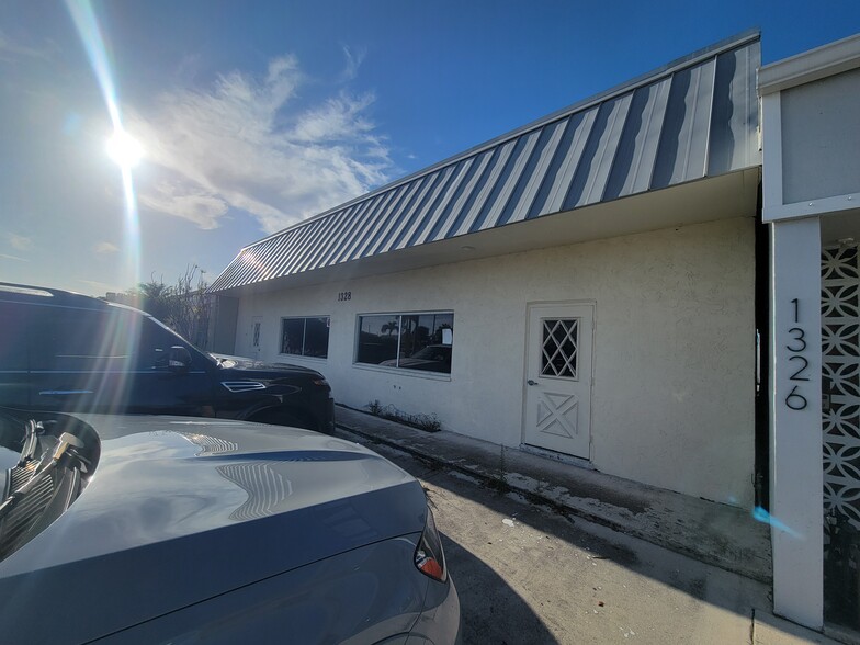 More Photos Of 1328 Lafayette St, Cape Coral Freestanding For Sale