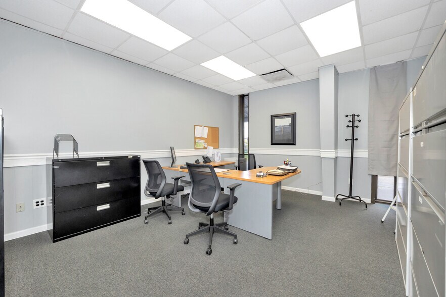 More Photos Of 3240 Leeman Ferry Rd SW, Huntsville Distribution For Sale