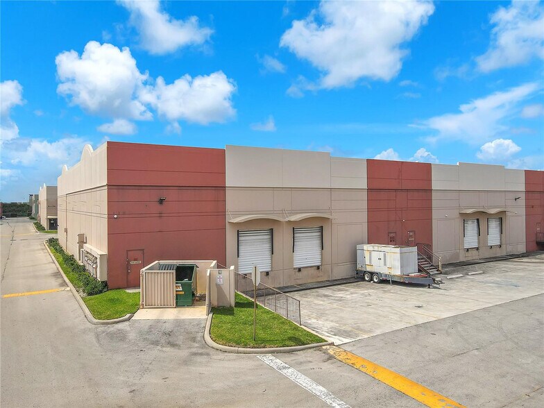 More Photos Of SW 12th Ave, Dania Beach Industrial For Sale
