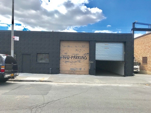 More Photos Of 824 Alabama Ave, Brooklyn Warehouse For Sale