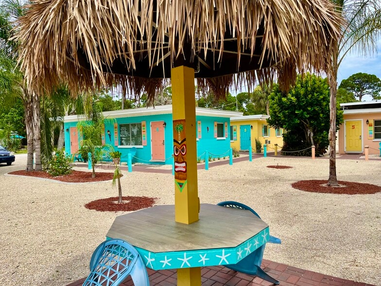 More Photos Of 1900 Manasota Beach Rd, Englewood Apartments For Sale