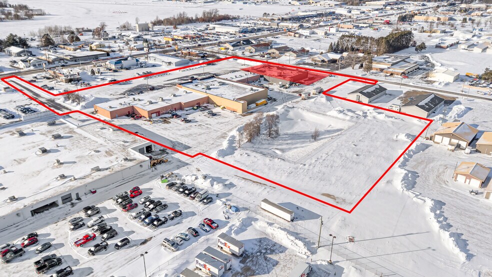 More Photos Of 1508-1574 N Mitchell St, Cadillac General Retail For Sale