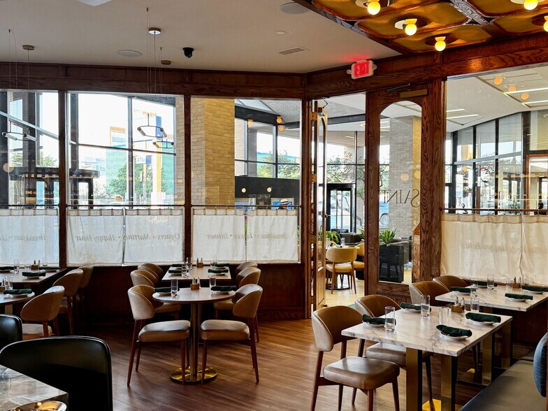 More Photos Of 508 W Wall St, Midland Office For Lease