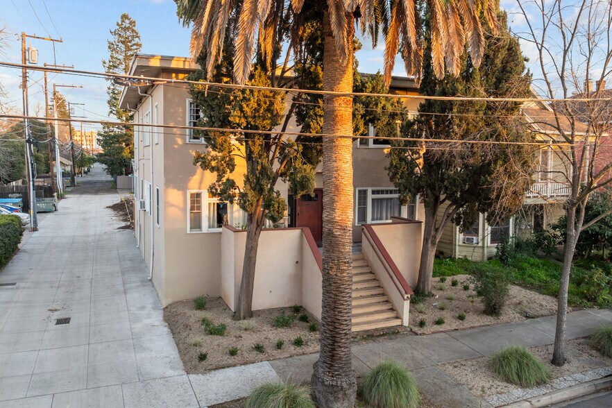 More Photos Of 1717 26th St, Sacramento Apartments For Sale