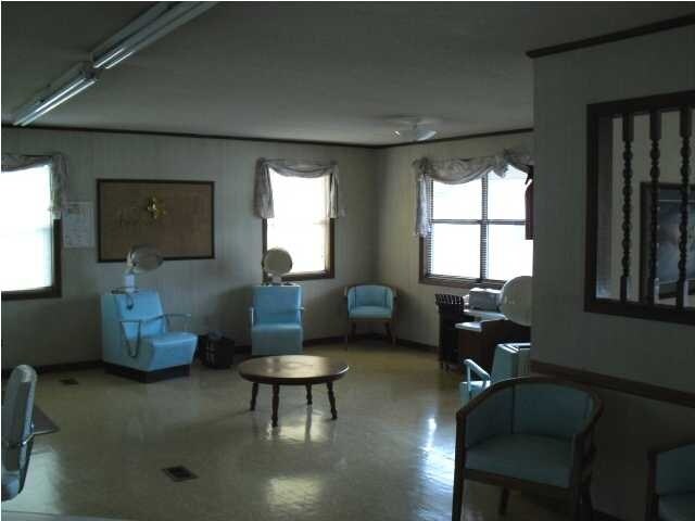 More Photos Of 5465 Highway 41, Jasper General Retail For Sale