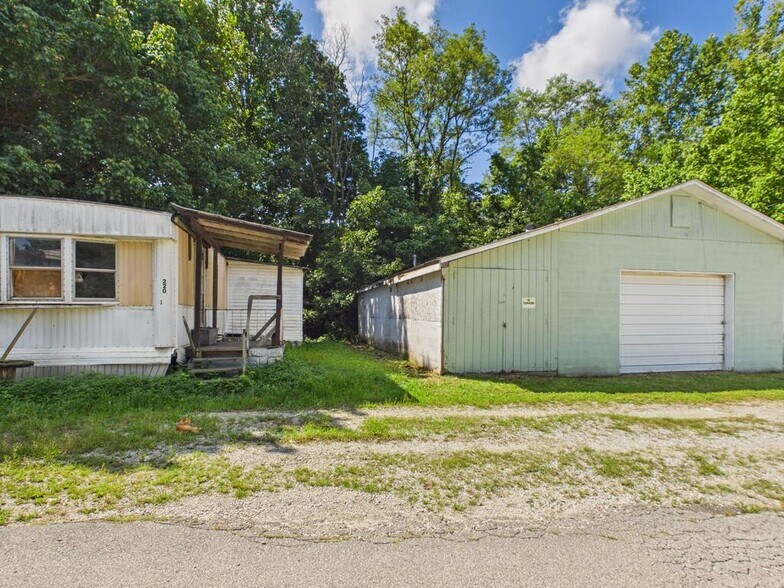More Photos Of 175 3rd St, Louisa Storefront Retail Residential For Sale