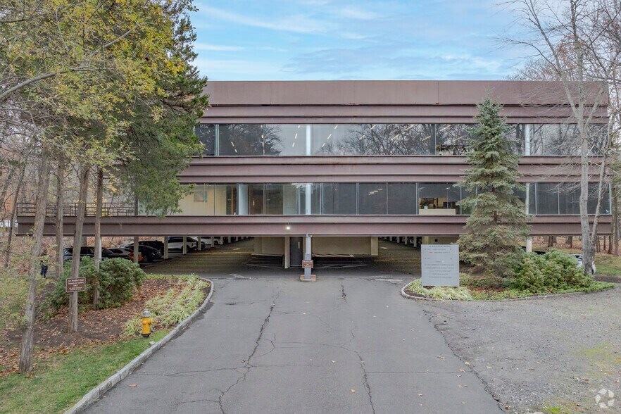 Primary Photo Of 10 Westport Rd, Wilton Office For Lease