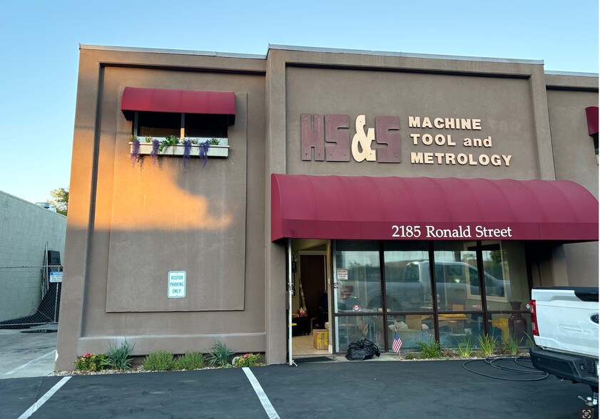 More Photos Of 2185 Ronald St, Santa Clara Warehouse For Sale