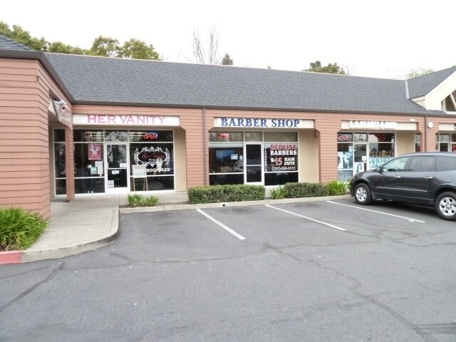 More Photos Of 2101 W College Ave, Santa Rosa Storefront For Lease