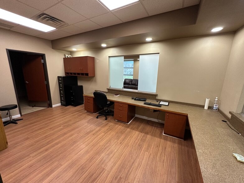 More Photos Of 2601 Scripture St, Denton Medical For Lease