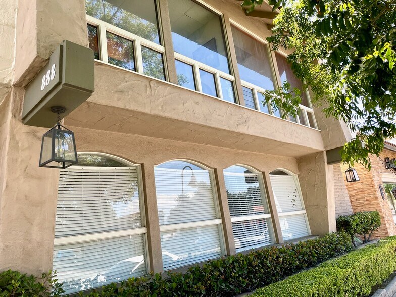 More Photos Of 888 Thousand Oaks Blvd, Thousand Oaks Office For Lease