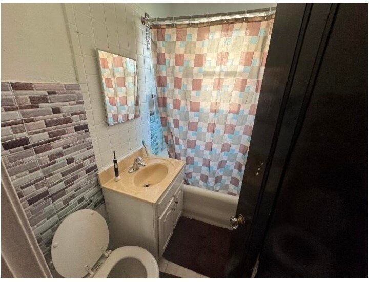 More Photos Of 8156 S Laflin St, Chicago Apartments For Sale