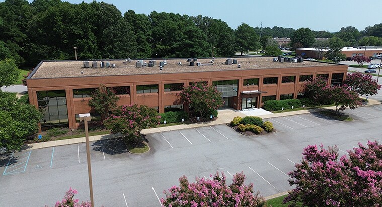 Primary Photo Of 596 Lynnhaven Pky, Virginia Beach Office For Lease