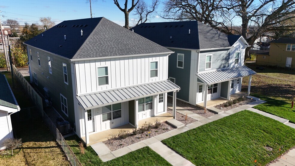 Primary Photo Of 3909 Winthrop Ave, Indianapolis Apartments For Sale