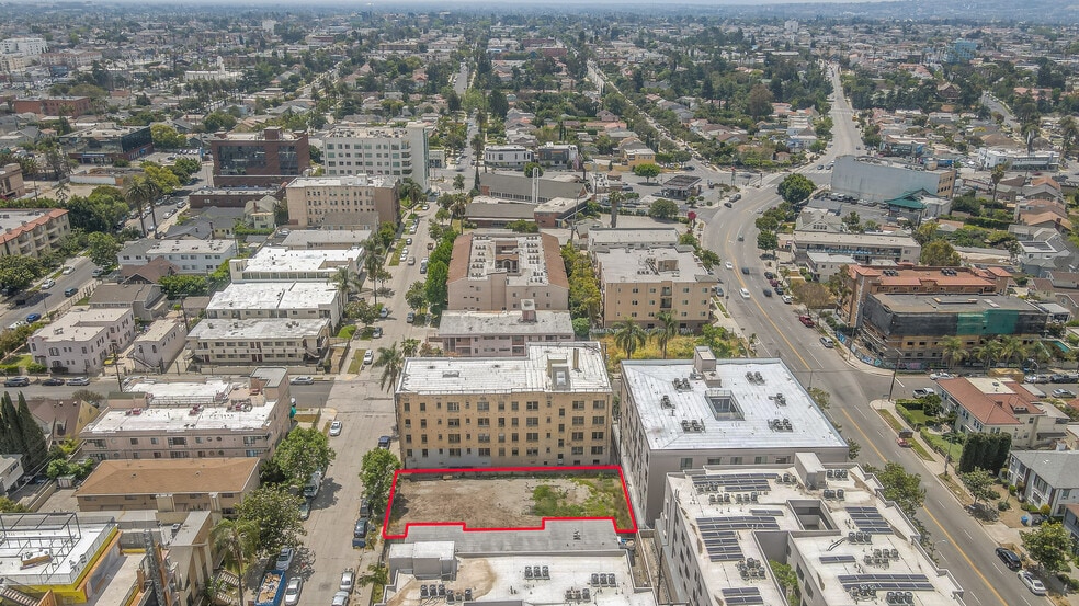 More Photos Of 933 S Gramercy Pl, Los Angeles Land For Sale