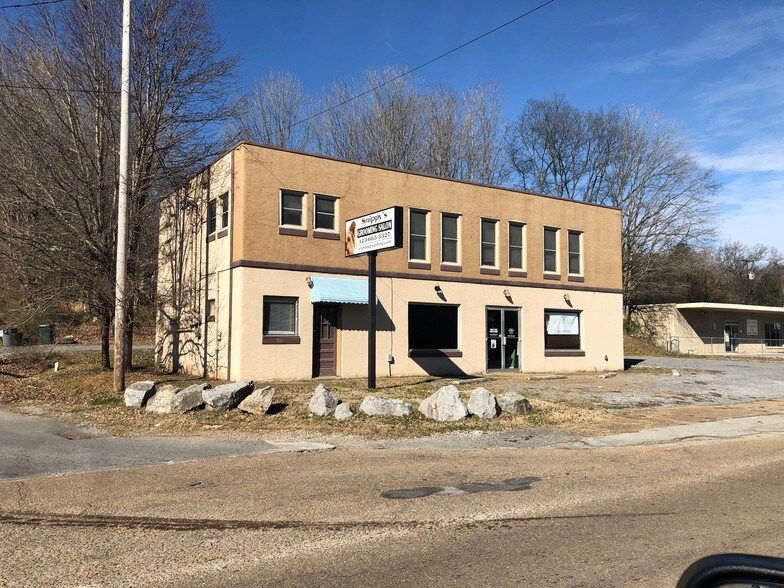 More Photos Of 9005 Hiwassee St, Charleston Storefront Retail Residential For Lease