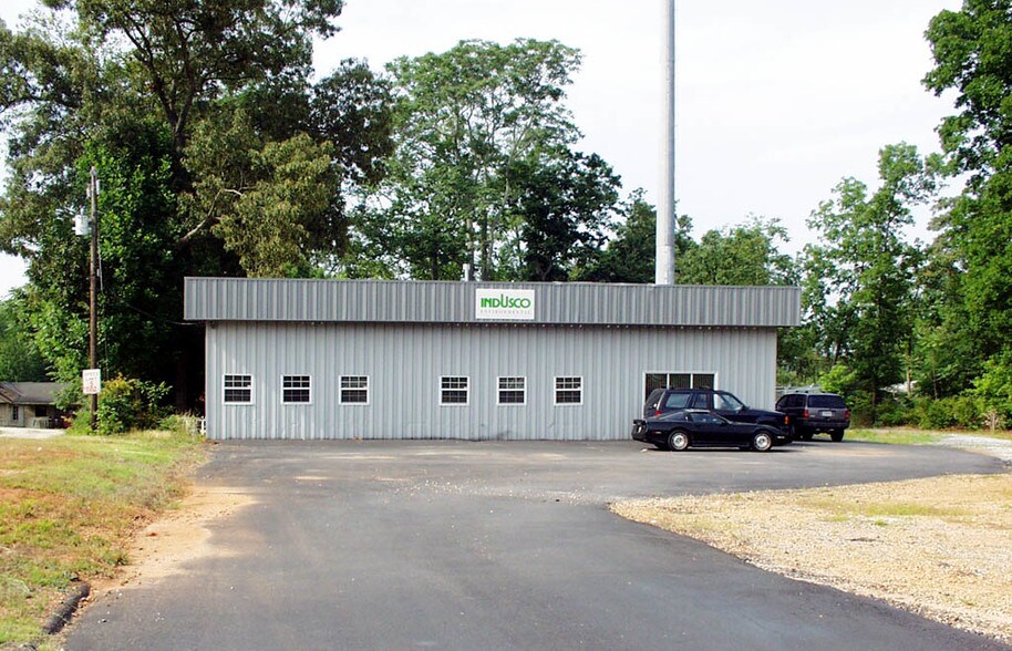 Primary Photo Of 909 Clay Rd SW, Mableton Flex For Sale