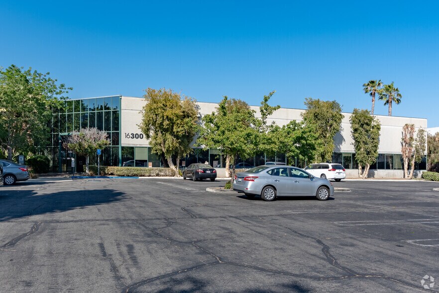 More Photos Of 16380 Roscoe Blvd, Van Nuys Unknown For Lease
