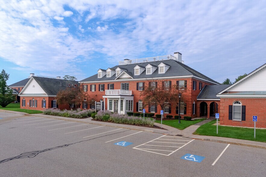 More Photos Of 875 Greenland Rd, Portsmouth Medical For Sale